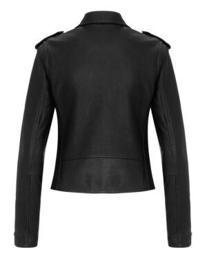 Damska ramoneska skórzana w kolorze czarnym, dopasowany krój, klasyczny kołnierz i ciekawe detale na ramionach