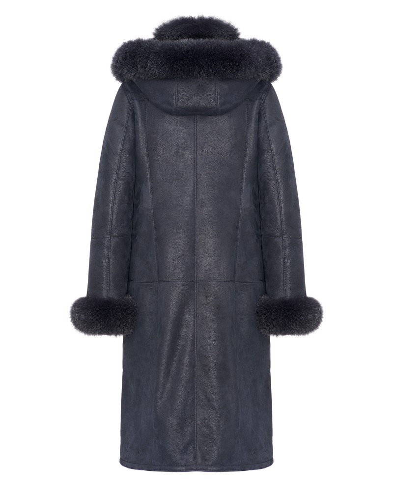 Kożuch damski w ciemnoniebieskim kolorze, z futrzanym kołnierzem i rękawami, idealny na zimowe dni
