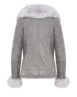 Szary kożuch damski z futrzanym kołnierzem i mankietami, elegancki krój idealny na zimę