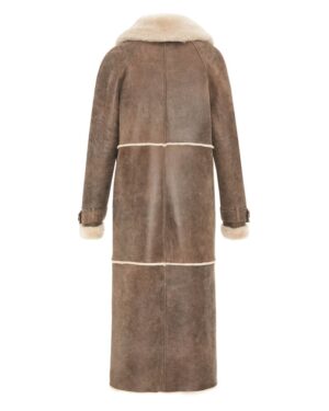 Kożuch damski w kolorze brązowym, z futrzanym kołnierzem i rękawami, długi fason z paskiem w talii