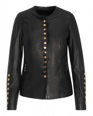 Czarna kurtka skórzana damska z okrągłym dekoltem i dekoracyjnymi guzikami na przodzie oraz zamkami bocznymi