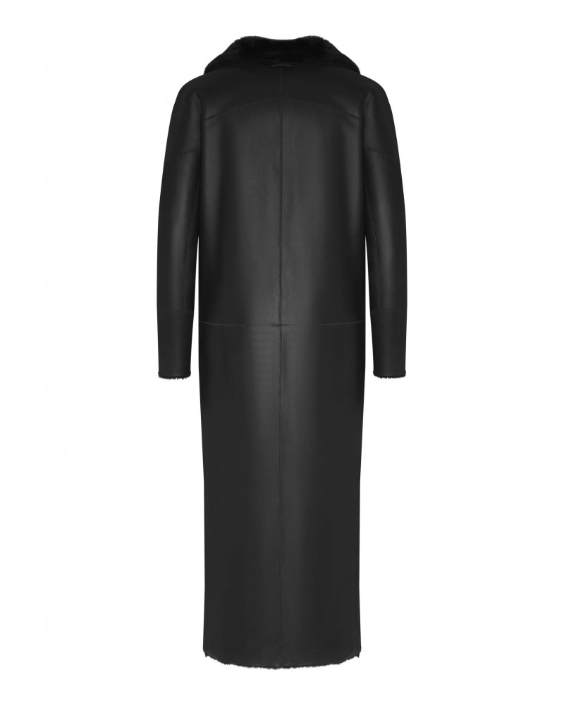 Kożuch damski z długim krojem i kołnierzem, idealny na zimowe dni