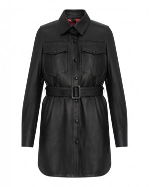 Płaszcz skórzany damski w kolorze czarnym z paskiem w talii i kieszeniami na piersi